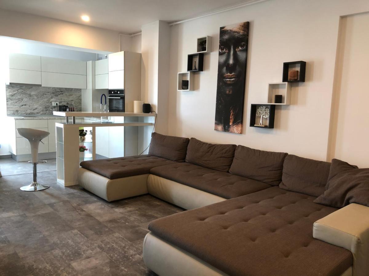 Luxury Westpark 2 Residence Lake View W6 Bukarest Kültér fotó