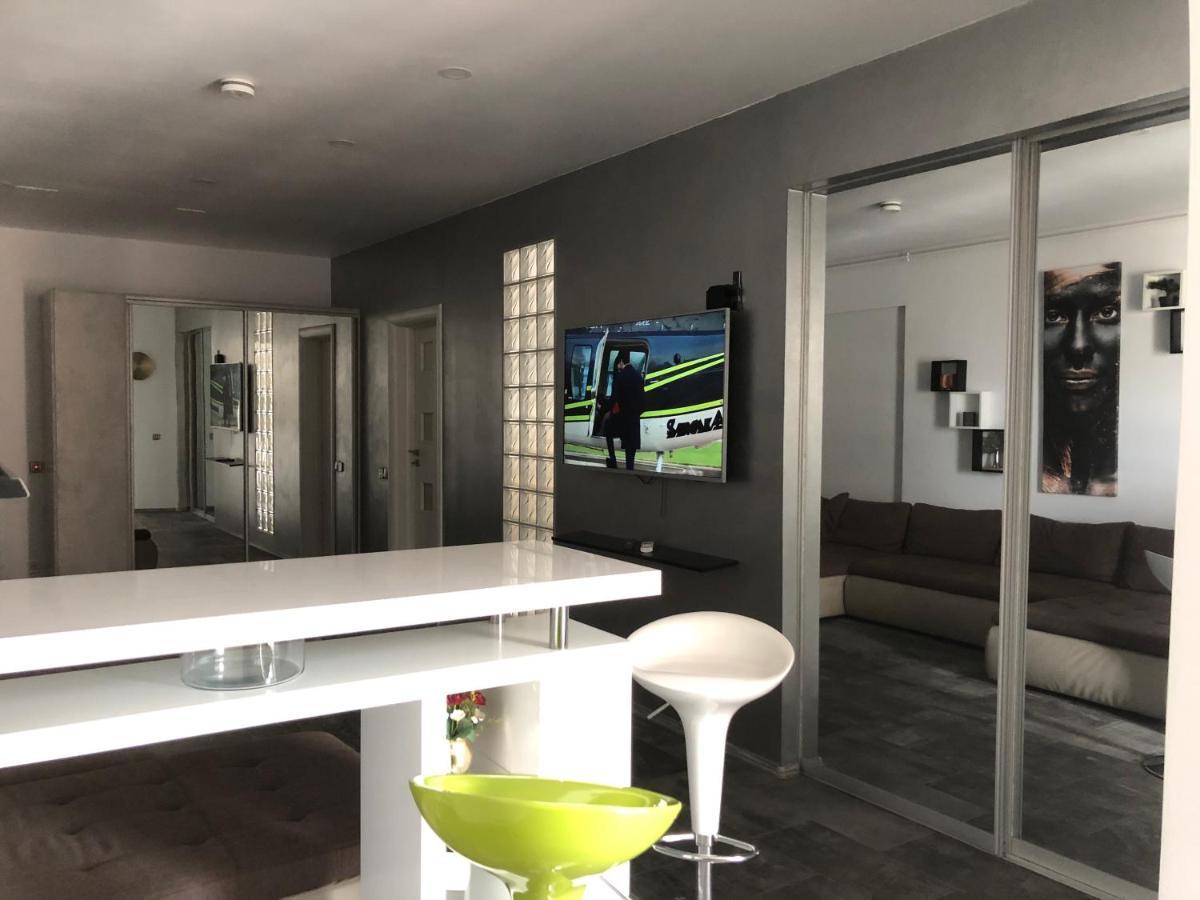 Luxury Westpark 2 Residence Lake View W6 Bukarest Kültér fotó