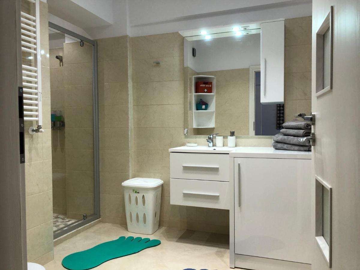 Luxury Westpark 2 Residence Lake View W6 Bukarest Kültér fotó