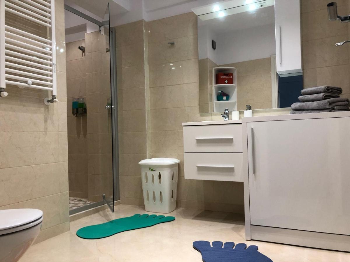 Luxury Westpark 2 Residence Lake View W6 Bukarest Kültér fotó